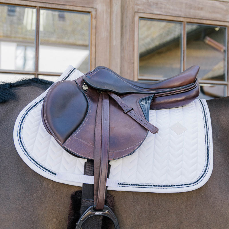 Kentucky Horsewear Jumping Saddle Pad Metal Chain White