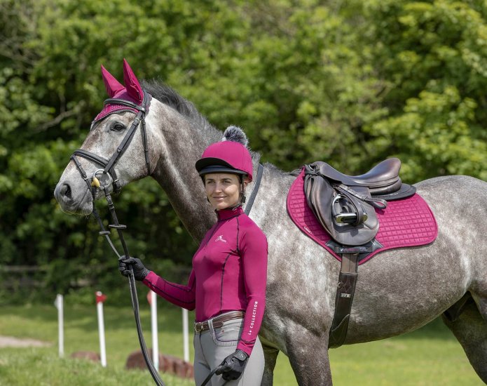 LeMieux ProSport Suede Close Contact Square Saddlepad - Nags Essentials