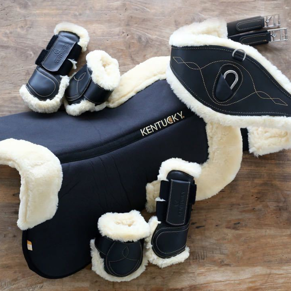 Kentucky Sheepskin Anatomic Leather Girth - Nags Essentials