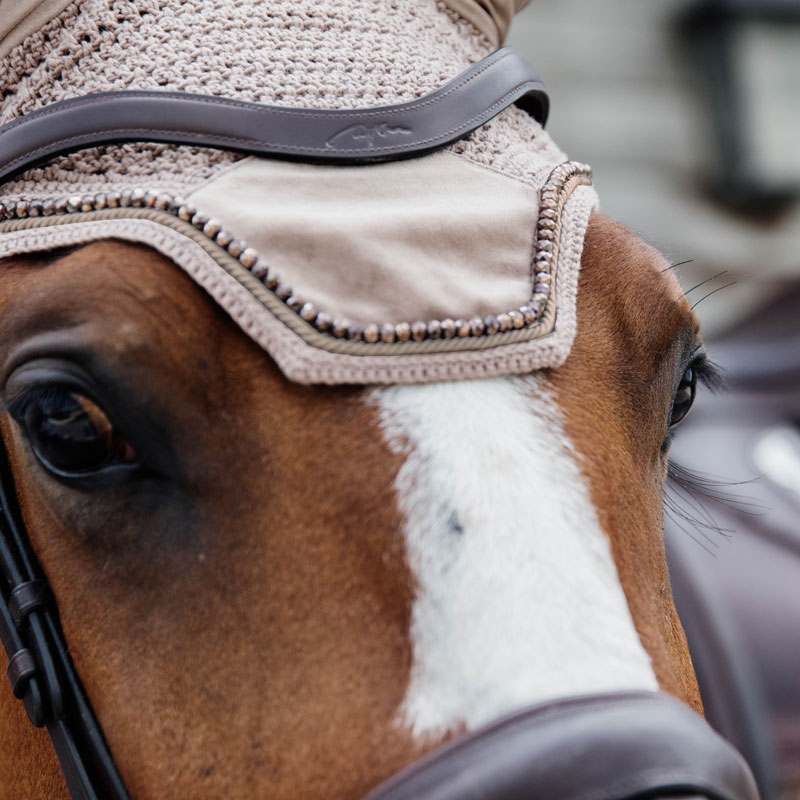 Wellington Fly Veil Velvet Pearls - Nags Essentials